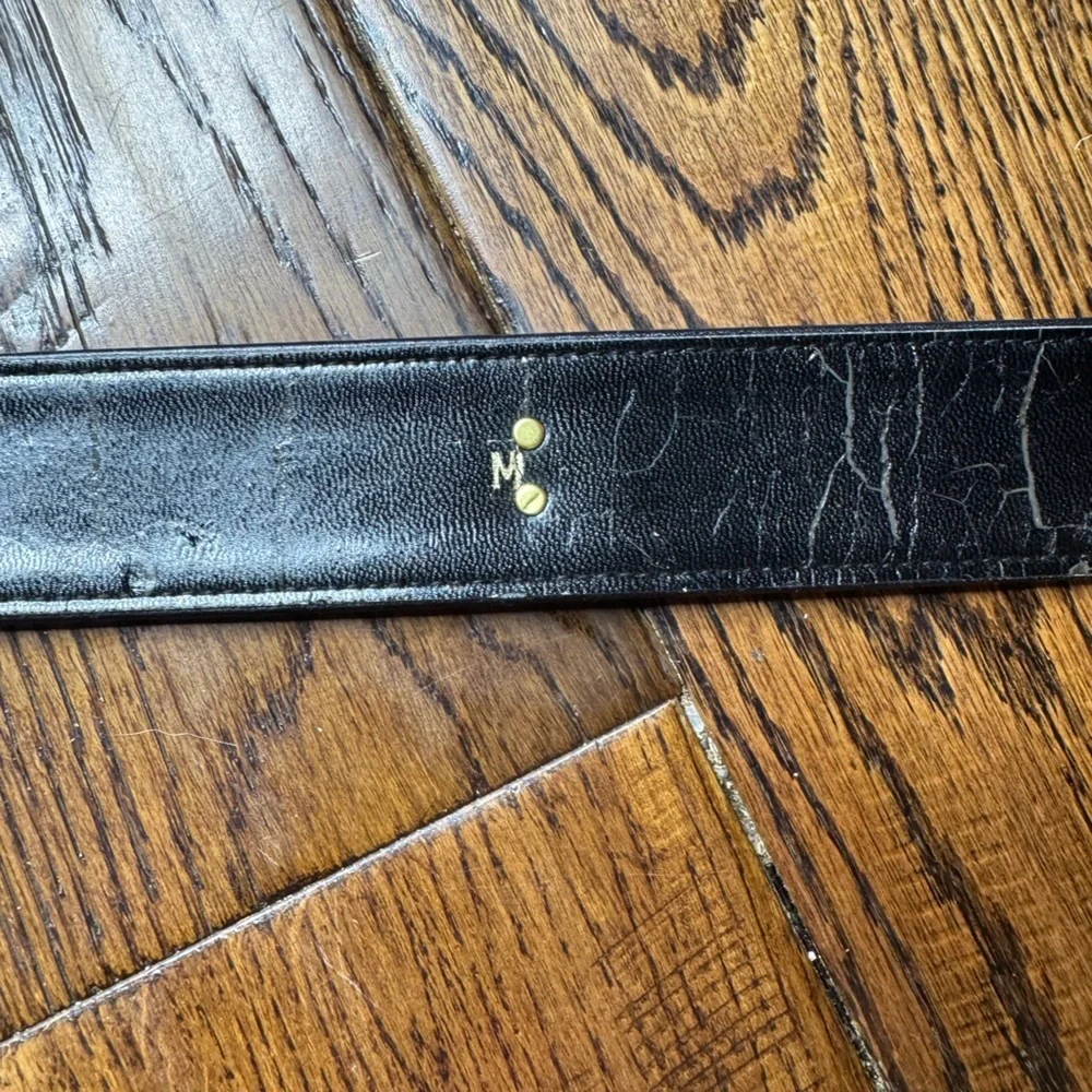 VTG Black Leather Gold Chain Buckle Belt
